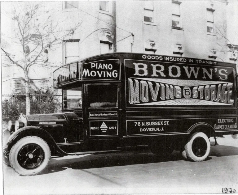 1930 - Piano moving a specialty. Goods insured in transit.